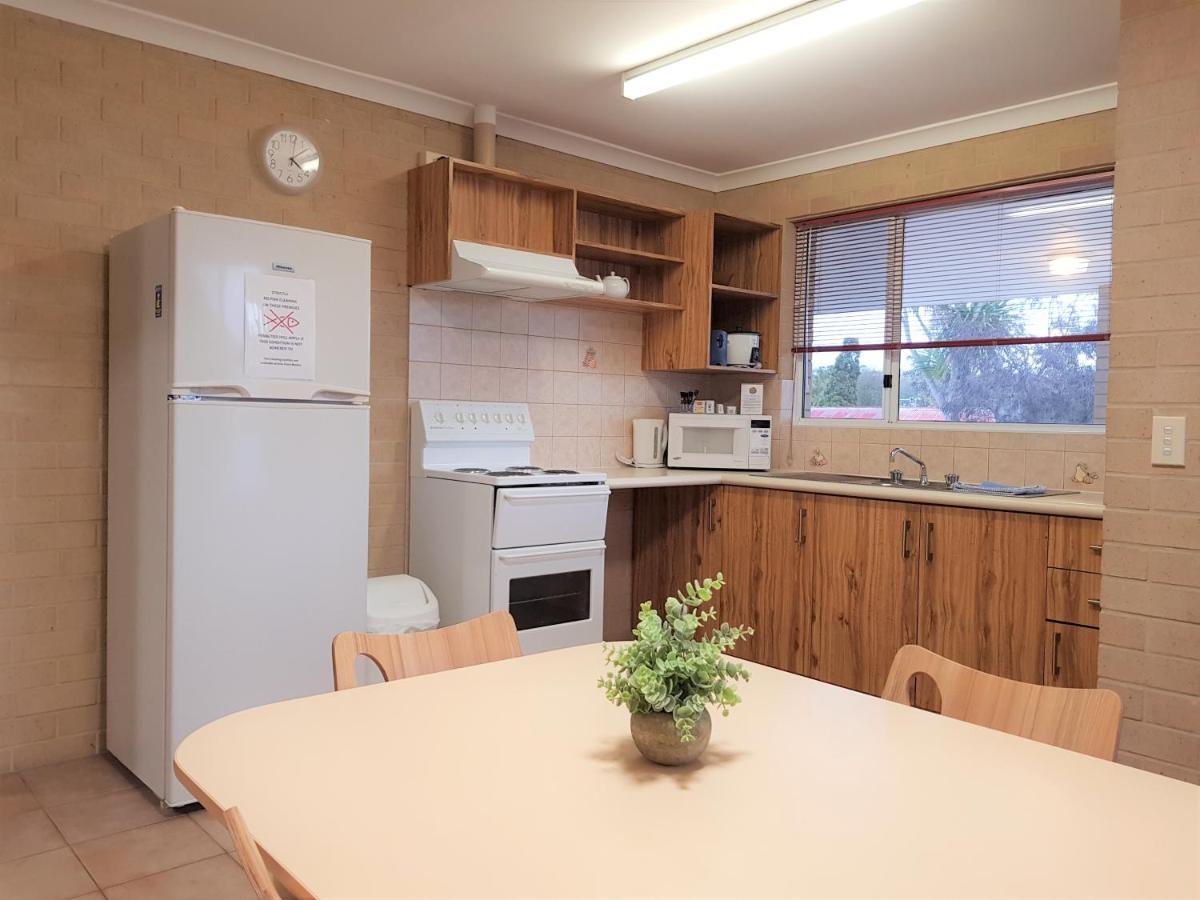 Albany Holiday Units Екстер'єр фото