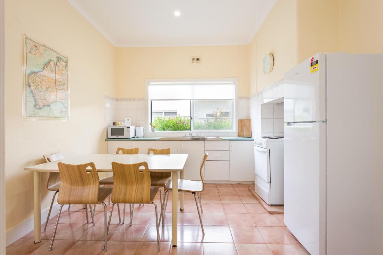Albany Holiday Units Екстер'єр фото