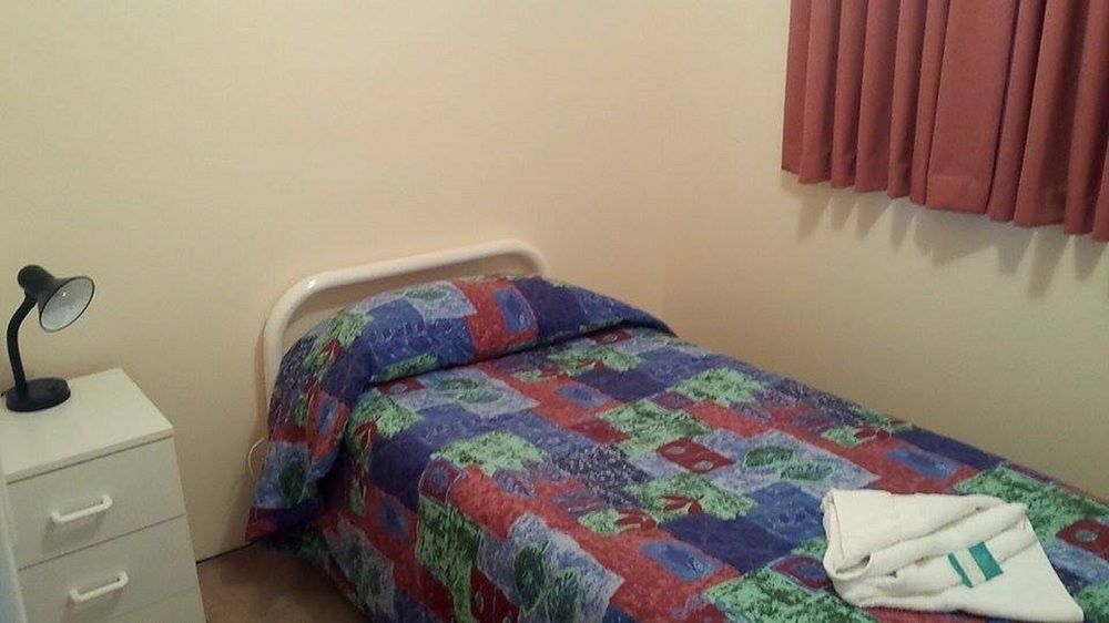 Albany Holiday Units Екстер'єр фото