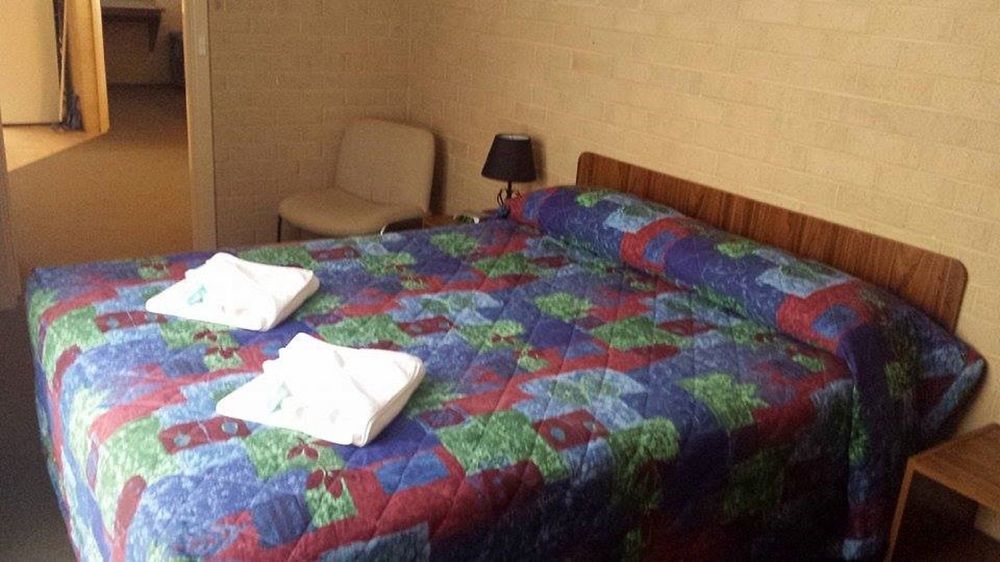 Albany Holiday Units Екстер'єр фото