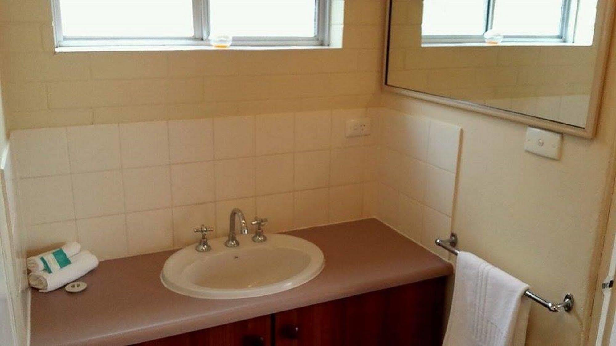 Albany Holiday Units Екстер'єр фото